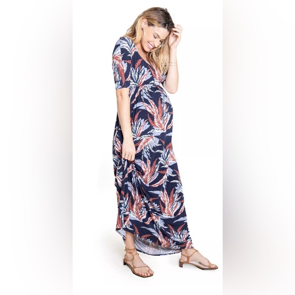 Ingrid & Isabel Navy Feathers Maternity dress - Picture 1 of 9